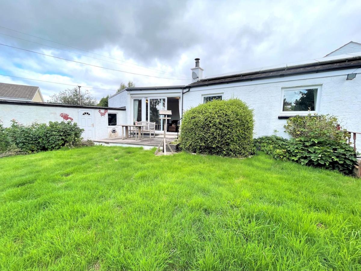 Pass The Keys Traditional Scottish Cottage In Beautiful Location Rockcliffe  Exterior photo